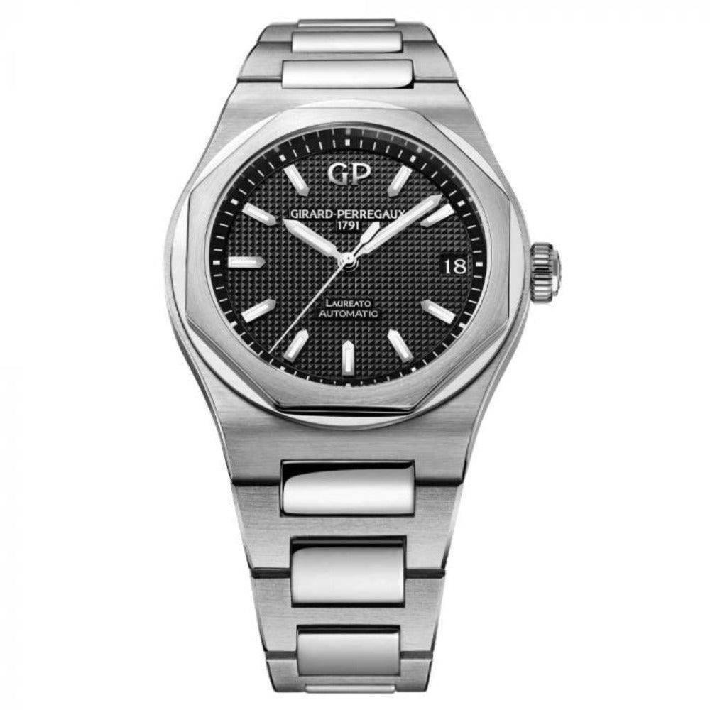 Girard Perregaux Laureato Black Edition